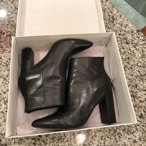 chelsea and violet black leather shoes